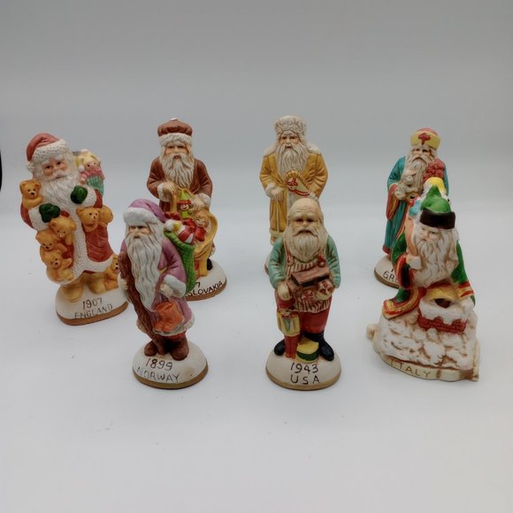 Santas From Around The World - Picture 2 of 9